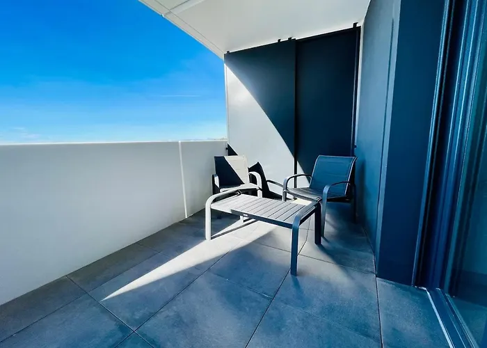 Iconic T3 - Parking - Wifi - Vue Et Montagne Apartman *