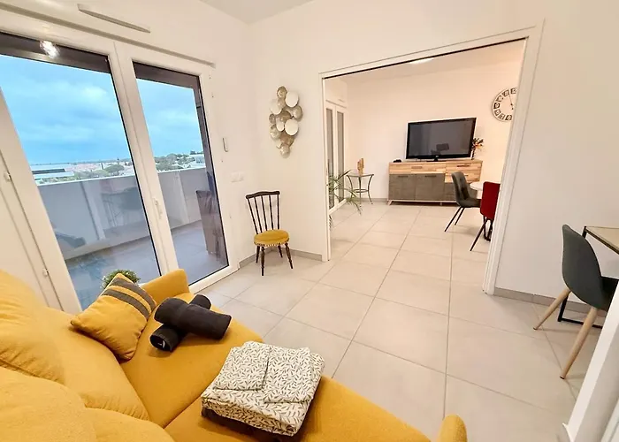 Apartman Iconic T3 - Parking - Wifi - Vue Et Montagne *